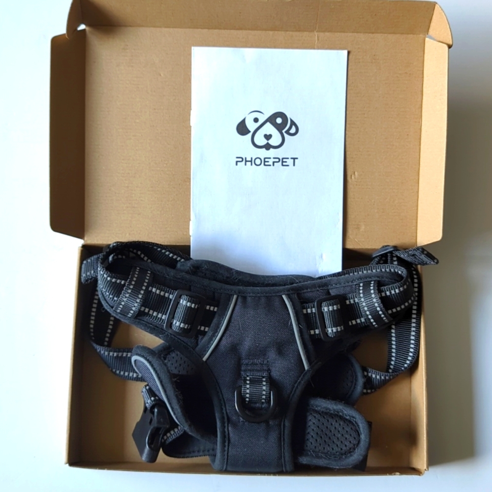 NWT Phoepet No Pull Black Harness Size Medium - Picture 2 of 6